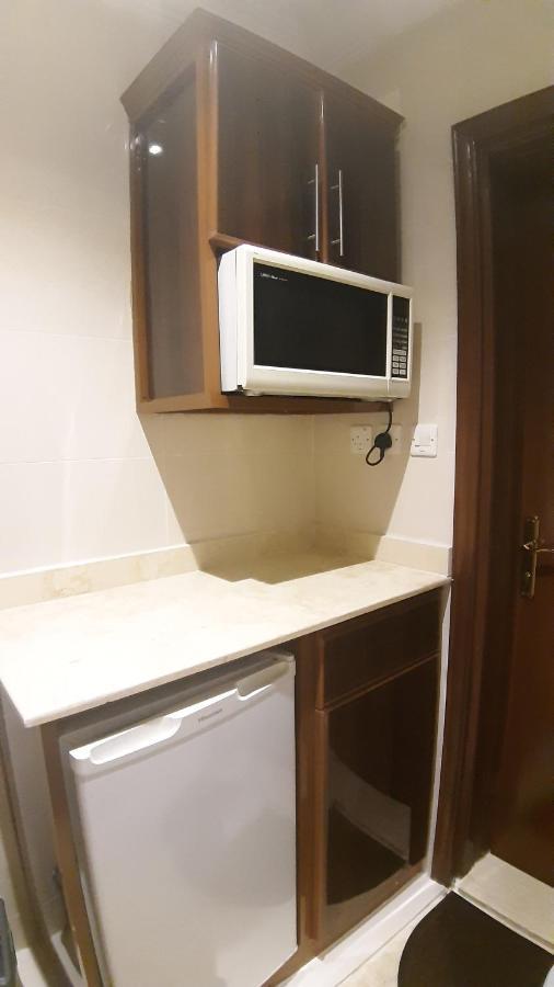 Al Rawda - Hotel Tabuk Bagian luar foto