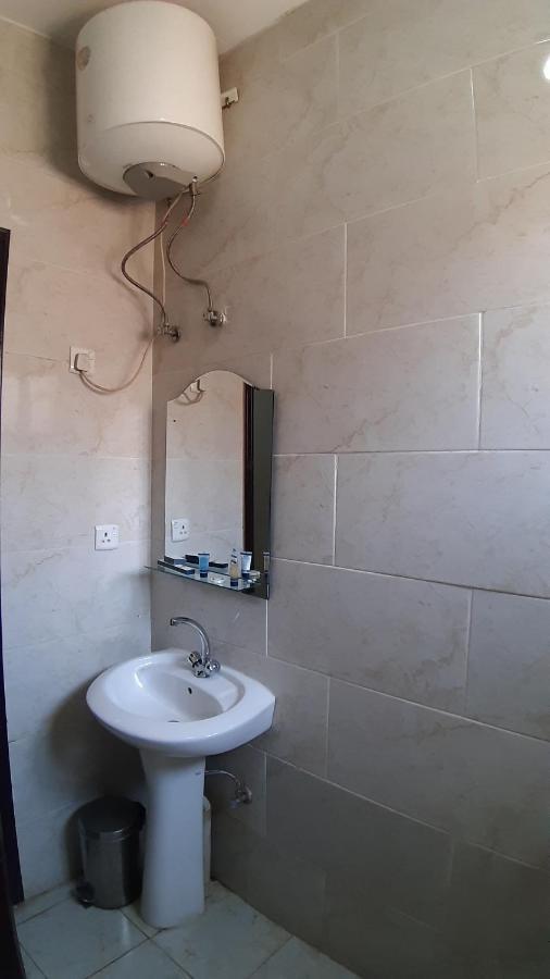 Al Rawda - Hotel Tabuk Bagian luar foto