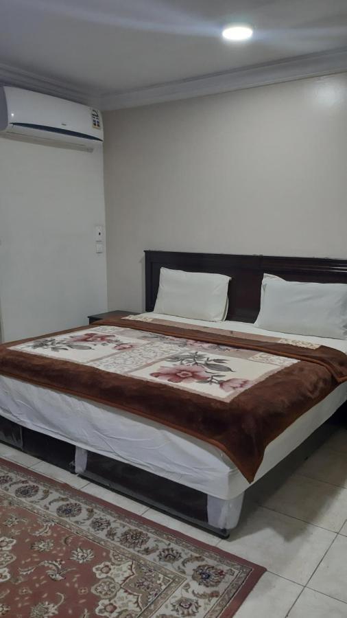 Al Rawda - Hotel Tabuk Bagian luar foto