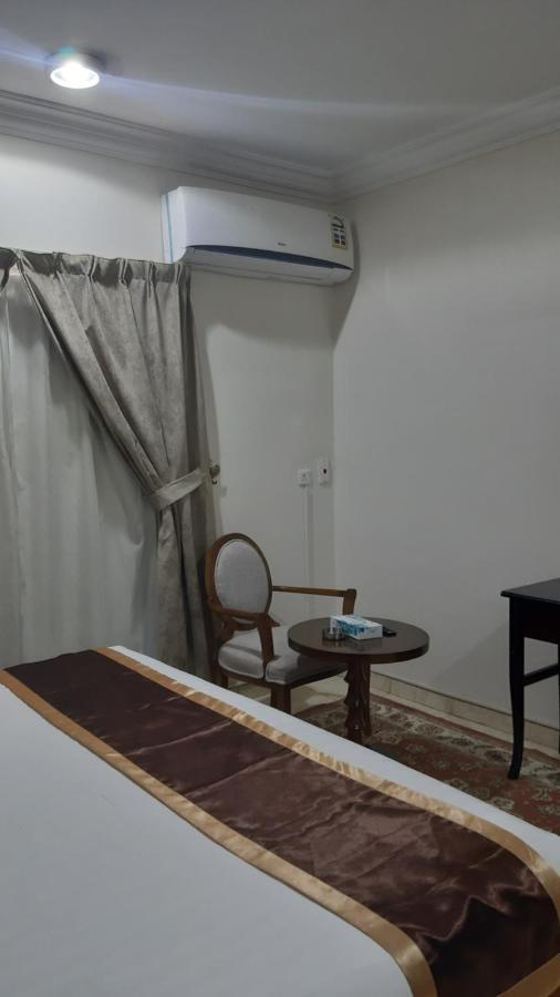 Al Rawda - Hotel Tabuk Bagian luar foto