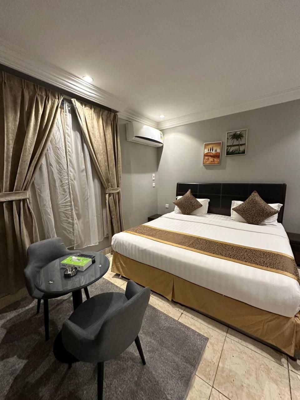 Al Rawda - Hotel Tabuk Bagian luar foto